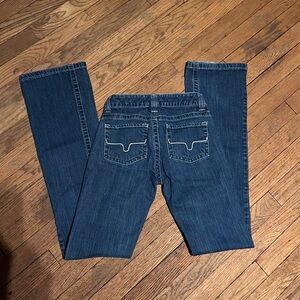 Kimes Jolene • 00/36